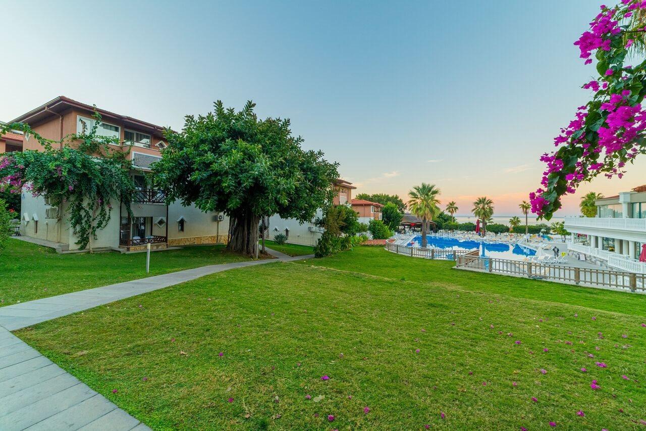 Justiniano Club Alanya Hotel Окурджалар Екстериор снимка