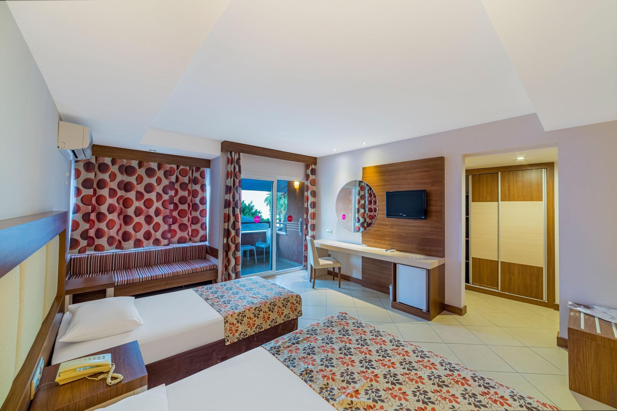 Justiniano Club Alanya Hotel Окурджалар Екстериор снимка